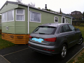 Superb luxury 2 Bedroom Double bed settee sleep six caravan